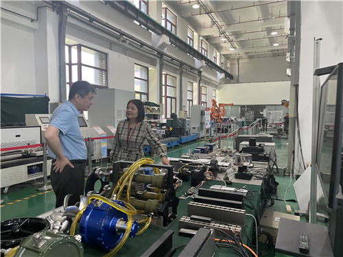 严庆调研宁波材料所科技成果转移转化工作